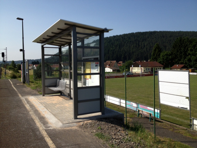 Wetterschutz Bahn Gundelsdorf